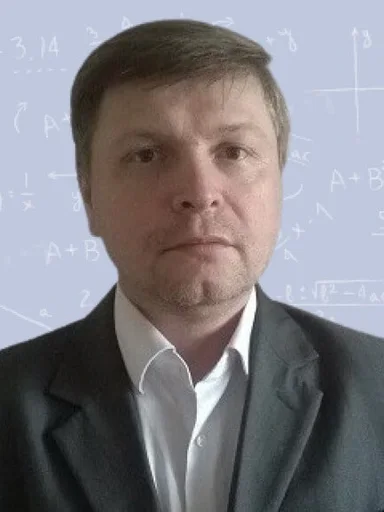 Репетитор для 9-11 классов Александр Васильевич Смольников